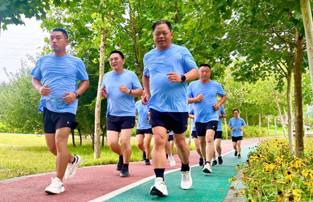 揚奧運精神 享樂跑人生 | 利通科技快樂跑團為中國力量喝彩，為奧運健兒加油